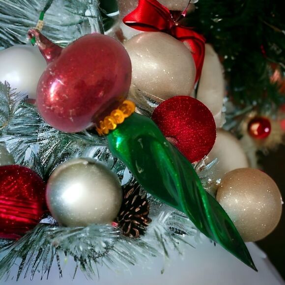 Vintage Glass Ornament Oblong Abstract Handblown Red Green Retro 70s MCM Sequins - Picture 13 of 16